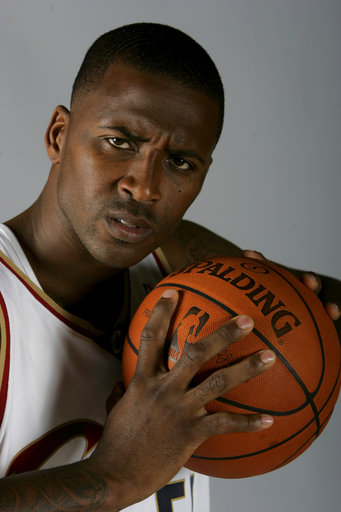 Lorenzen Wright_658624