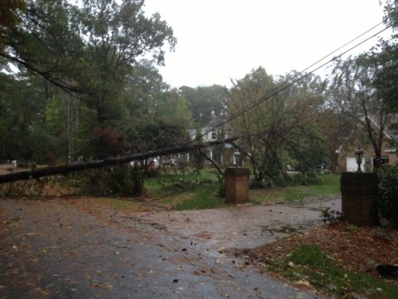 virginia-beach-hurricane-sandy-power-lines_1521745290235.jpg