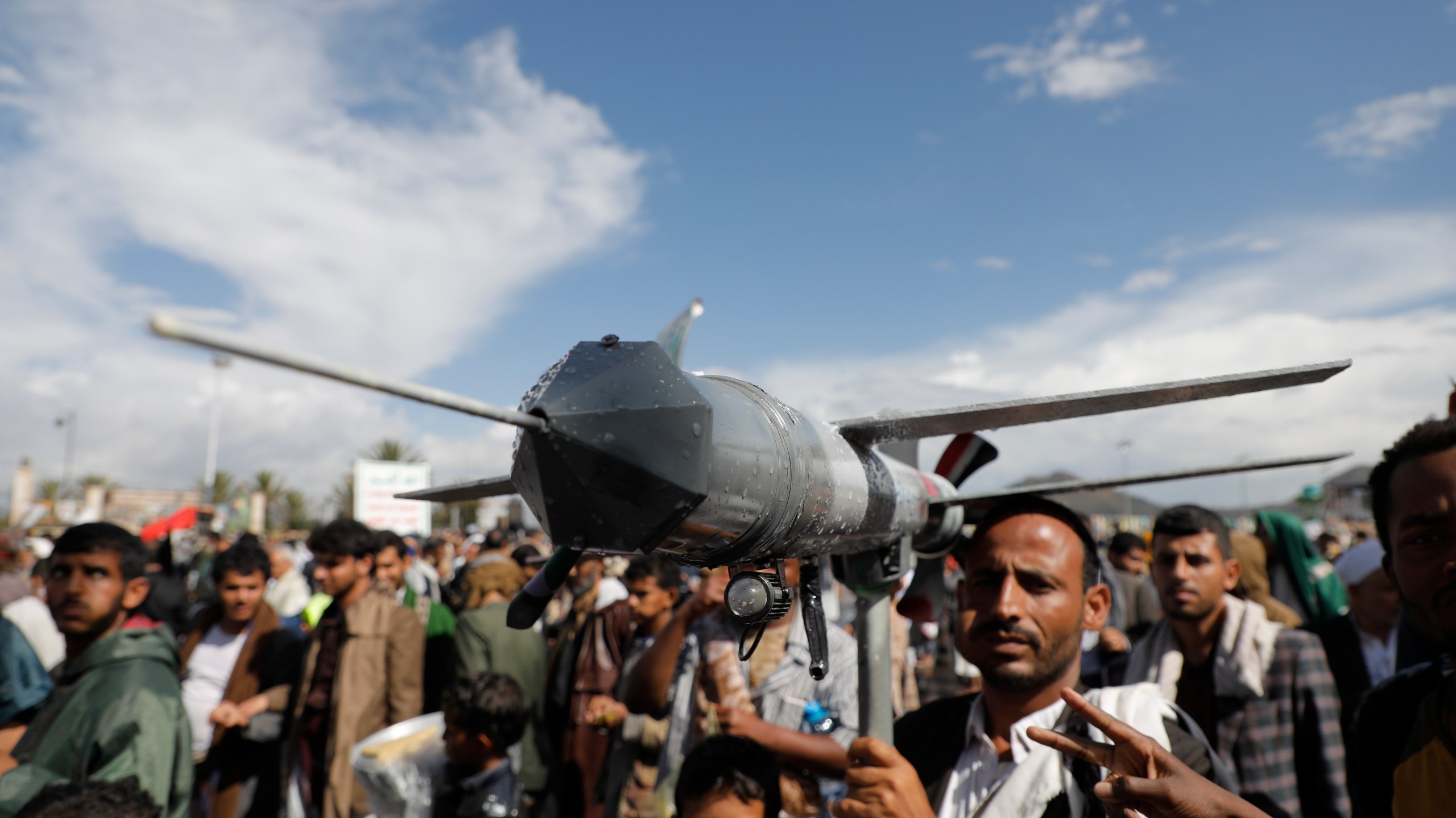 Houthi supporters attend an anti-Israel and anti-US rally in Sanaa, Yemen, Friday, Aug. 23, 2024. (AP Photo/Osamah Abdulrahman)