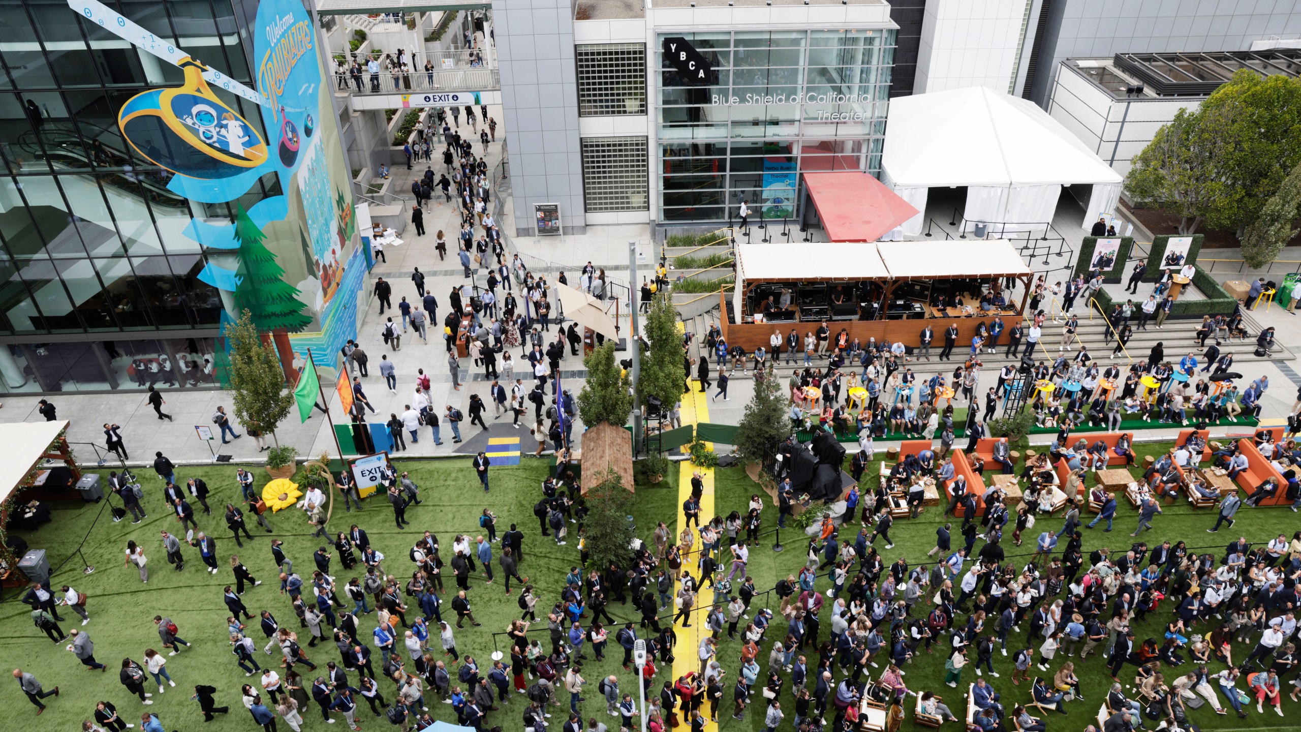 Thousands arrive for day one of the Dreamforce conference at Moscone Center in San Francisco, Tuesday, Sept. 17, 2024. (Brontë Wittpenn/San Francisco Chronicle via AP)