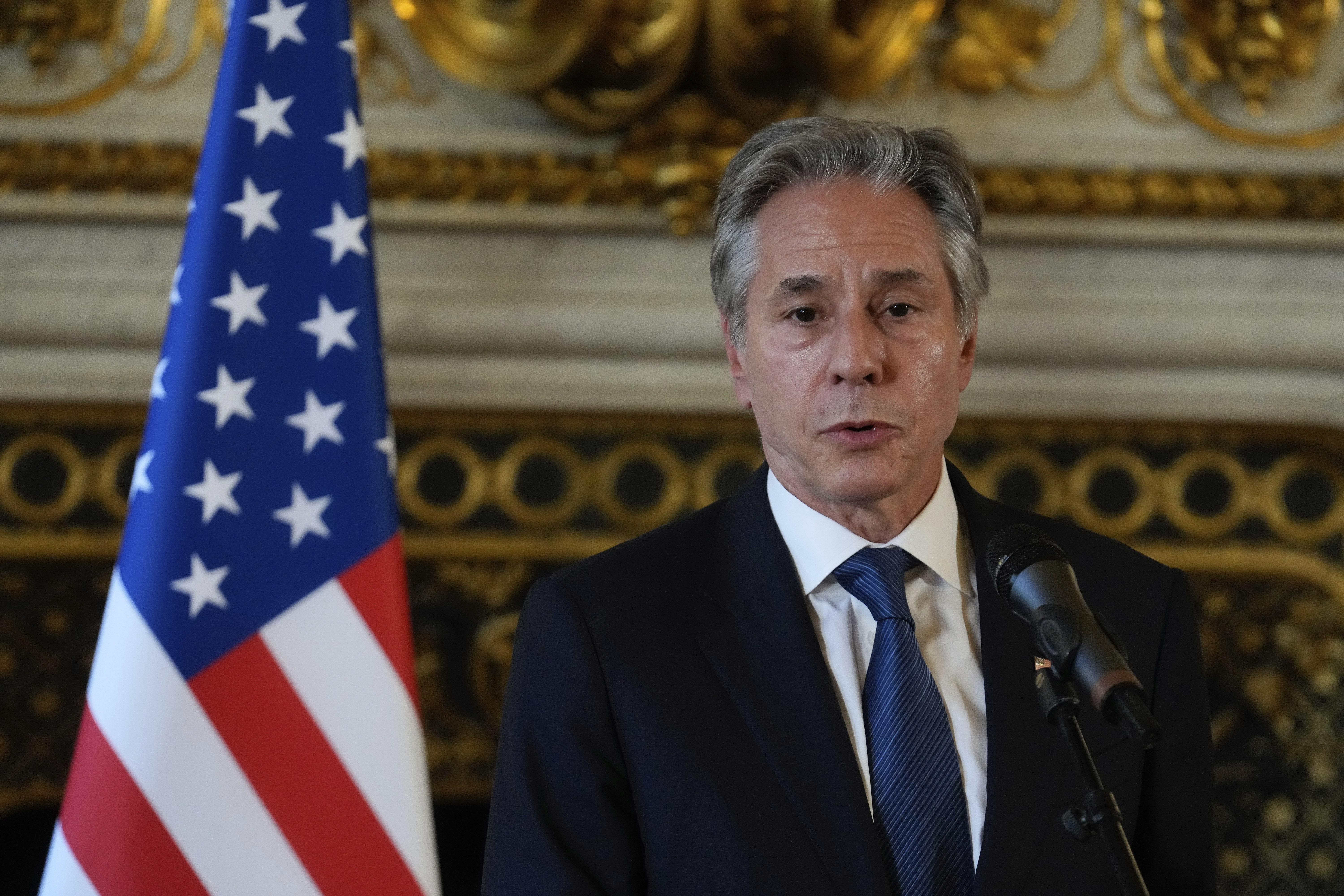 U.S. Secretary of State Antony Blinken gives a press conference, in Quai d'Orsay, Paris, France, Thursday, Sept. 19, 2024. (AP Photo/Michel Euler)