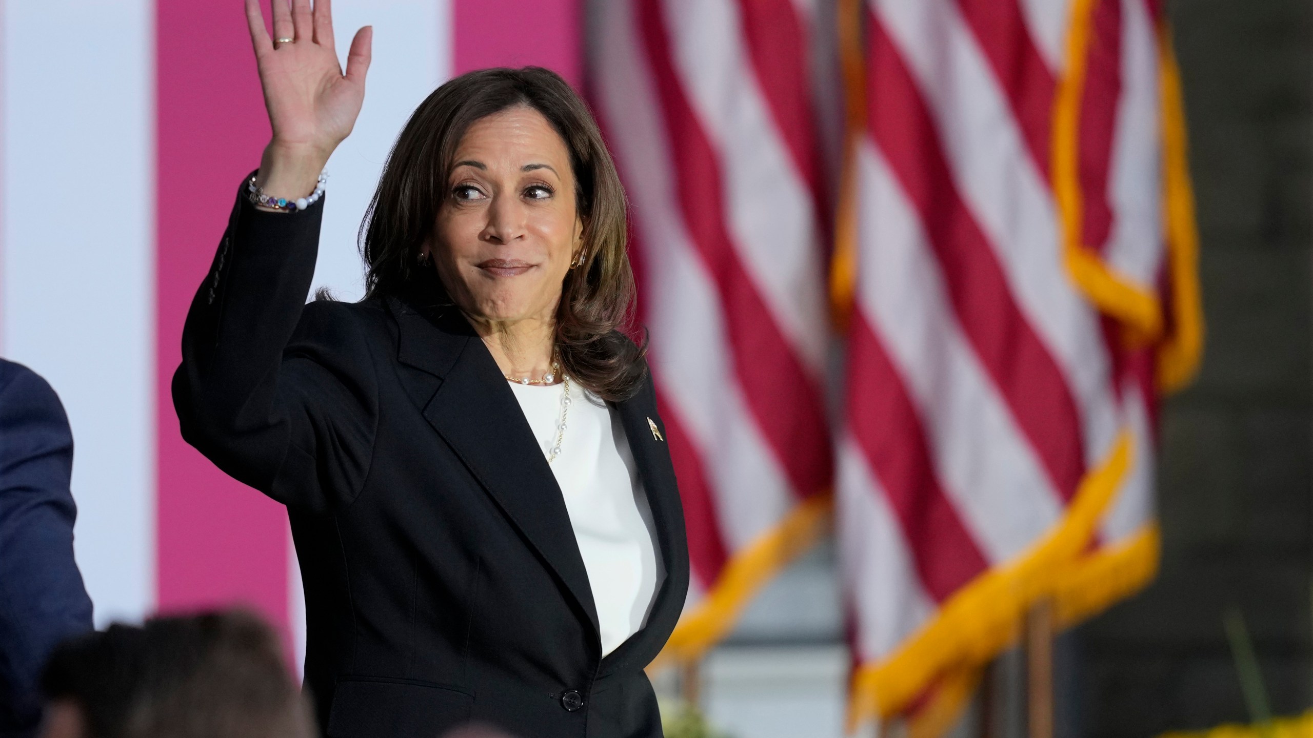 Democratic presidential nominee Vice President Kamala Harris waves as she departs after speaking at a campaign rally at Ripon College, Thursday, Oct. 3, 2024, in Ripon, Wis. (AP Photo/Charlie Neibergall)