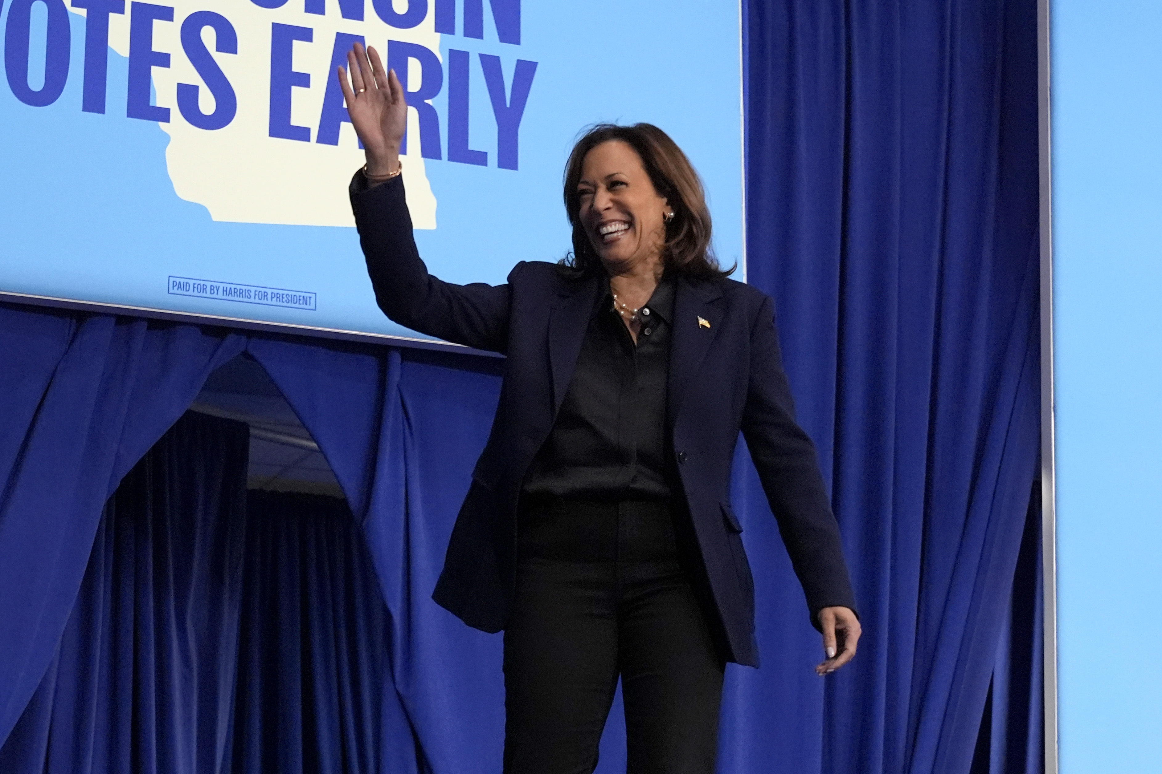 Democratic presidential nominee Vice President Kamala Harris arrives to speak at a campaign rally at the University of Wisconsin La Crosse, in La Crosse, Wis., Thursday, Oct. 17, 2024. (AP Photo/Jacquelyn Martin)