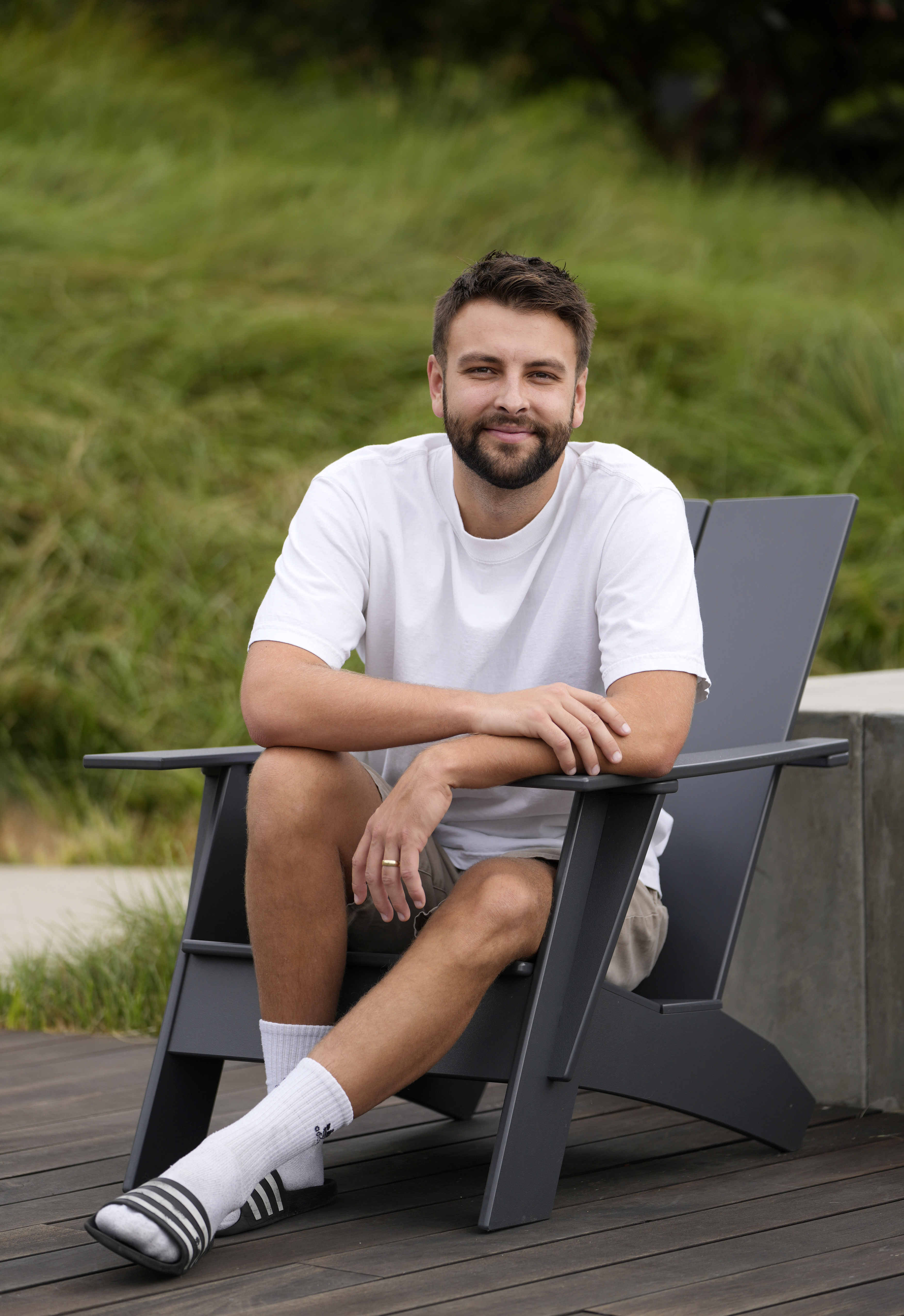 Influencer Jimmy Darts poses for a portrait, Monday, Oct. 14, 2024, in Irvine, Calif. (AP Photo/Chris Pizzello)