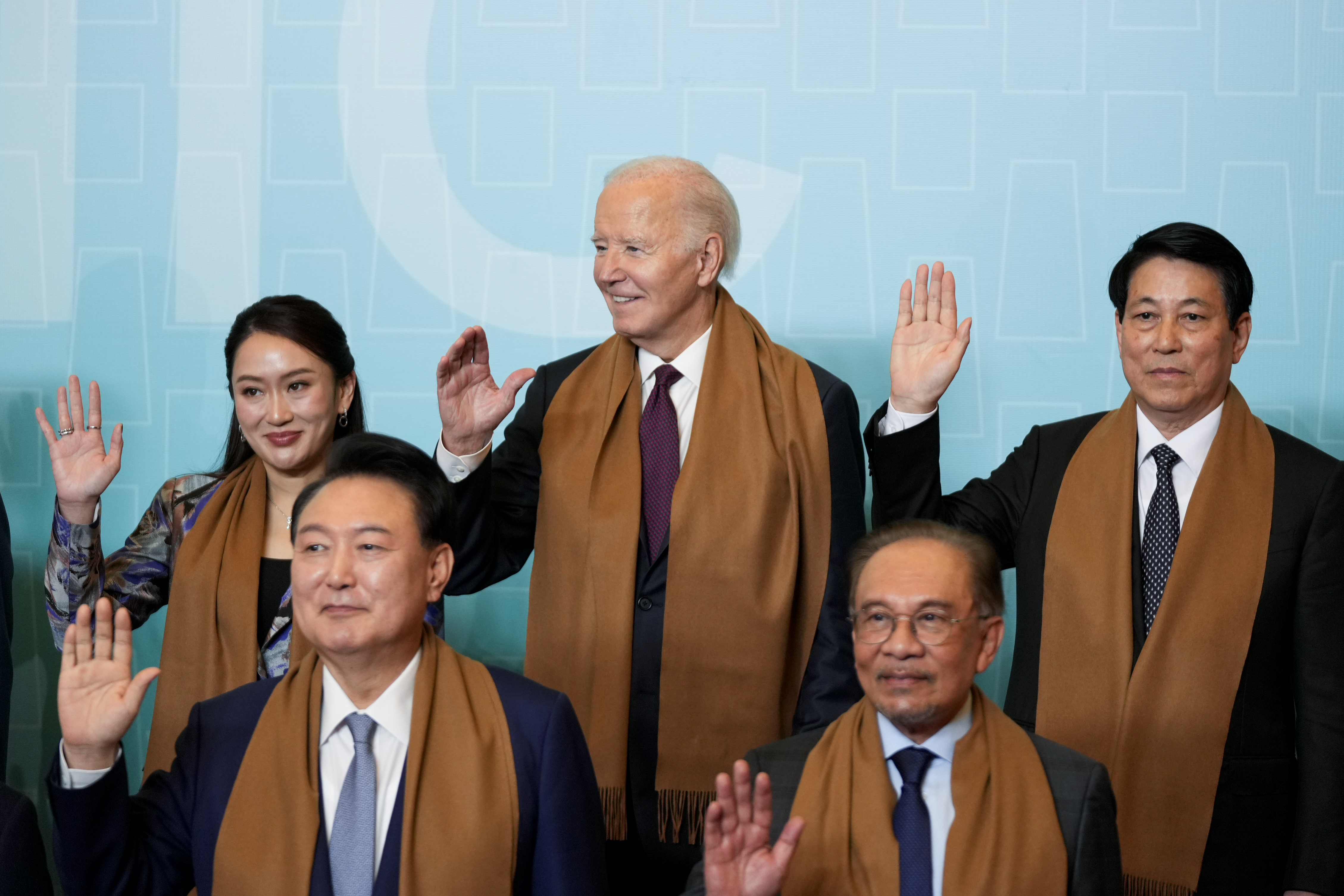 From left to right, top, Thailand's Prime Minister Paetongtarn Shinawatra, U.S. President Joe Biden and Vietnam's President Luong Cuong, and bottom, from left, South Korea's President Yoon Suk Yeol and Malaysia's Prime Minister Anwar Ibrahim, pose during the taking of the leaders' group photo, at the Asia-Pacific Economic Cooperation (APEC) summit, in Lima, Peru, Saturday, Nov. 16, 2024. (AP Photo/Fernando Vergara)