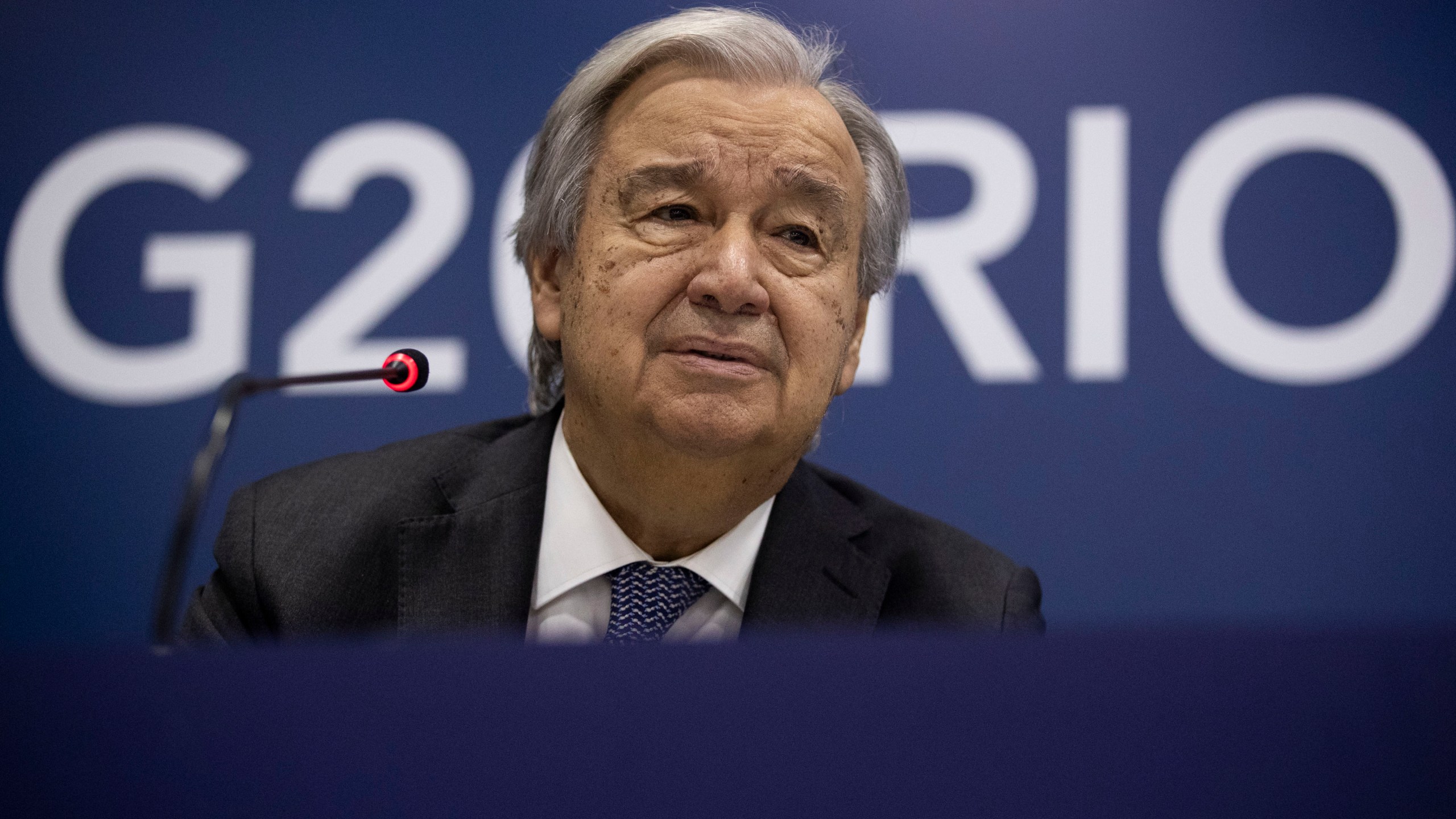 UN Secretary-General António Guterres attends a press conference a day before the opening of the G20 Summit, in Rio de Janeiro, Sunday, Nov. 17, 2024. (AP Photo/Bruna Prado)