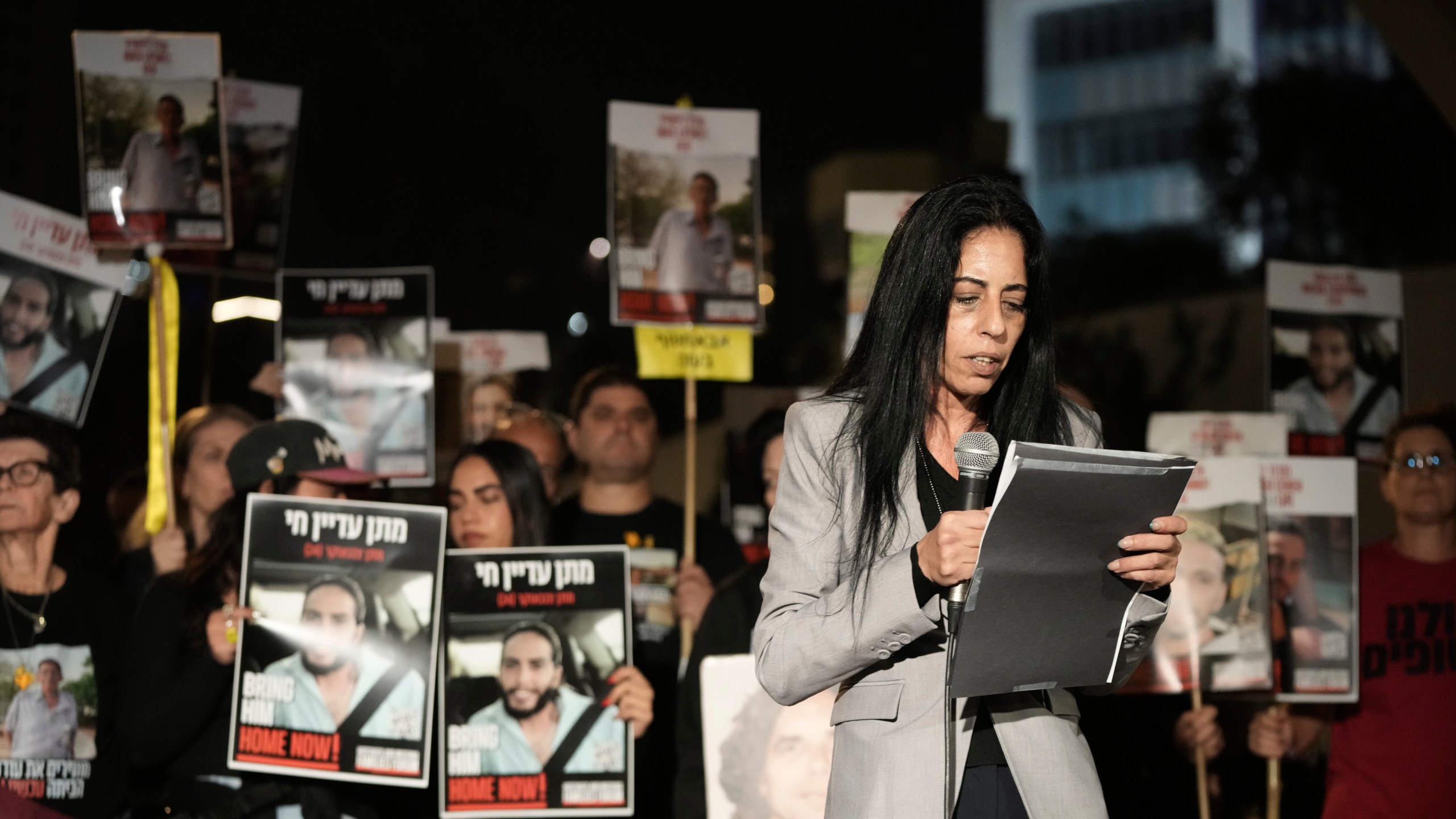 FILE - Einav Zangauker makes a statement about a Hamas video of her son, Israeli hostage Matan Zangauker, in Tel Aviv, Israel, Saturday, Dec. 7, 2024. (AP Photo/Mahmoud Illean, File)