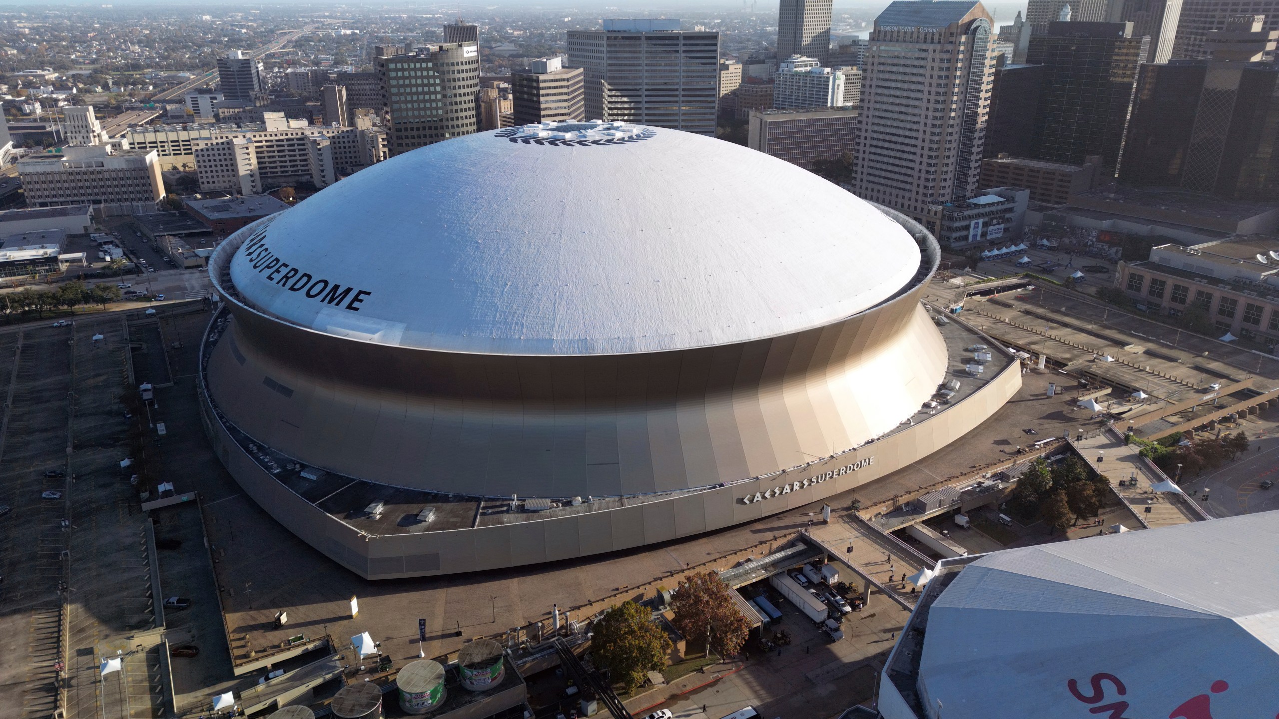 An aerial overall exterior general view of Caesars Superdome, Sunday, Dec. 15, 2024, in New Orleans. (AP Photo/Tyler Kaufman)