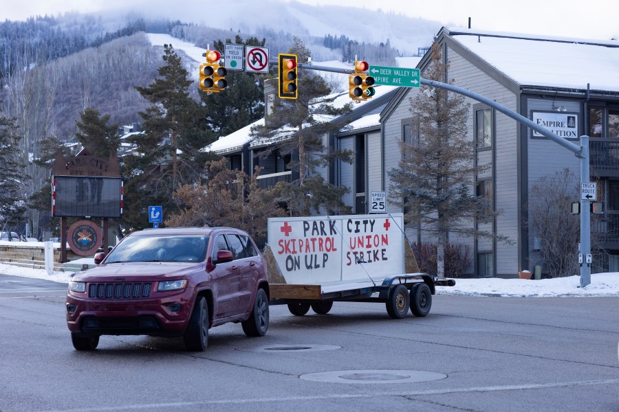 Park City Ski Patrol strike requesting livable wages in Park City, Utah, Tuesday, Jan 7. 2025. (AP Photo/Melissa Majchrzak)